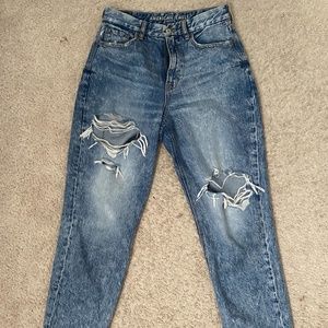 American Eagle Mom Jeans